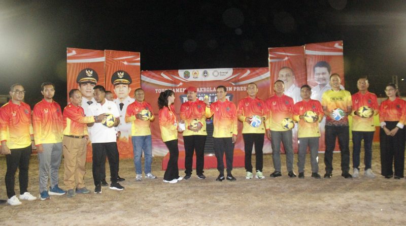 Bupati Resmi Membuka Turnamen Sepak Bola Bupati Cup