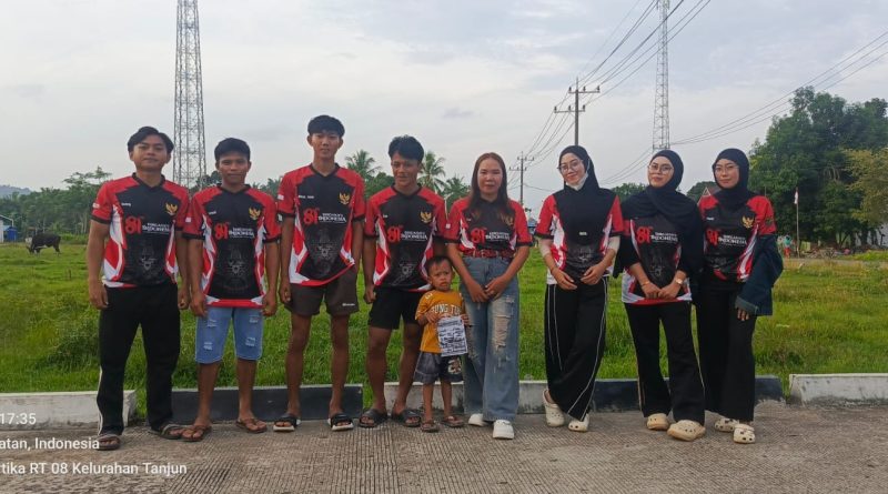 Semangat Kemerdekaan Berkobar di Perbatasan, Warga Selancang Meriahkan HUT ke-81 RI Dengan Beragam Perlombaan