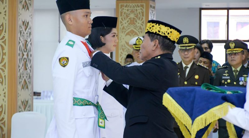Gubernur Kukuhkan 26 Paskibraka, Tekankan Integritas dan Tanggung Jawab