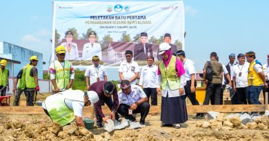 Gubernur Letakkan Batu Pertama Revitalisasi SMAN 2 Tanjung Selor