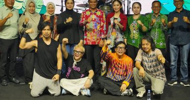 PUNCAK HUT KE-27 KABUPATEN NUNUKAN MERIAH, GRUP BAND GIGI HIBUR MASYARAKAT
