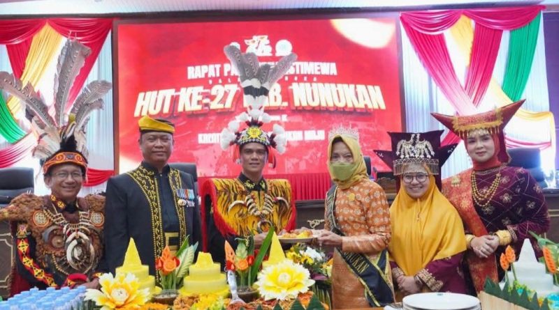 Rapat Paripurna HUT Nunukan ke-27, Hj. Leppa Tekankan Pentingnya Kebersamaan dan Kejujuran